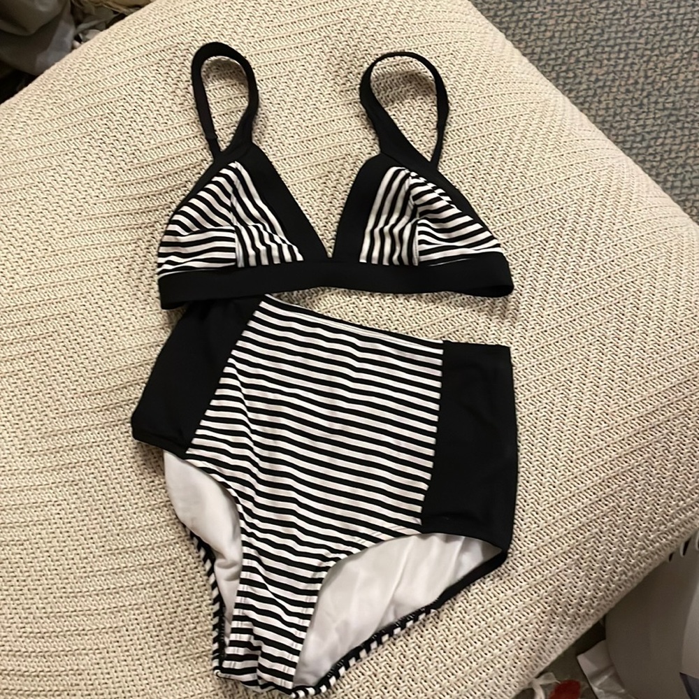 Athleta high waisted triangle bikini